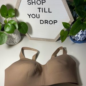 NWOT Lululemon Hold True Bra